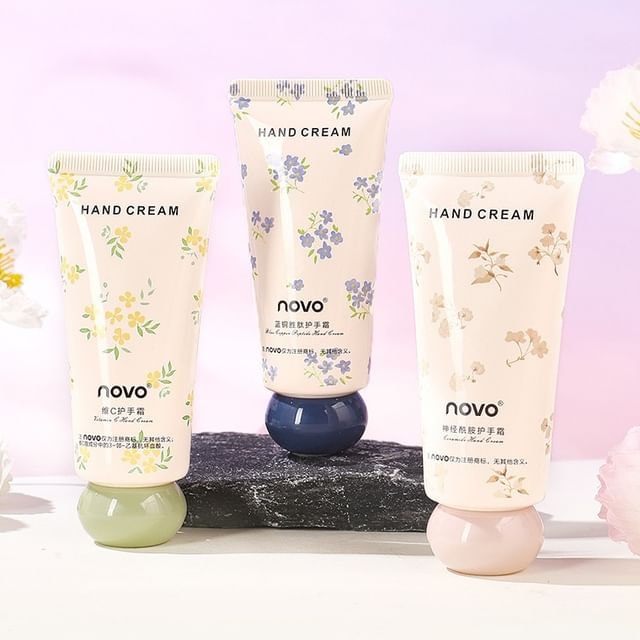 NOVO - Blue Copper Peptide / Vitamin C / Ceramide Hand Cream