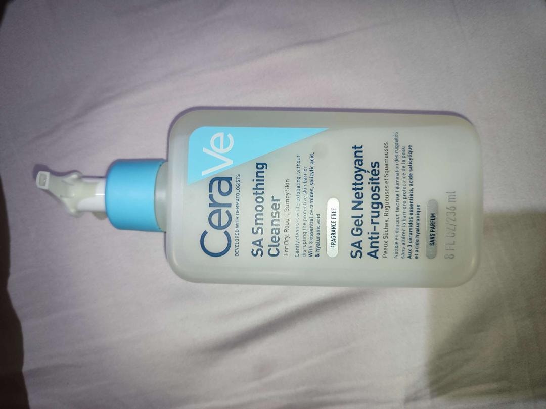 CeraVe - SA Smoothing Cleanser