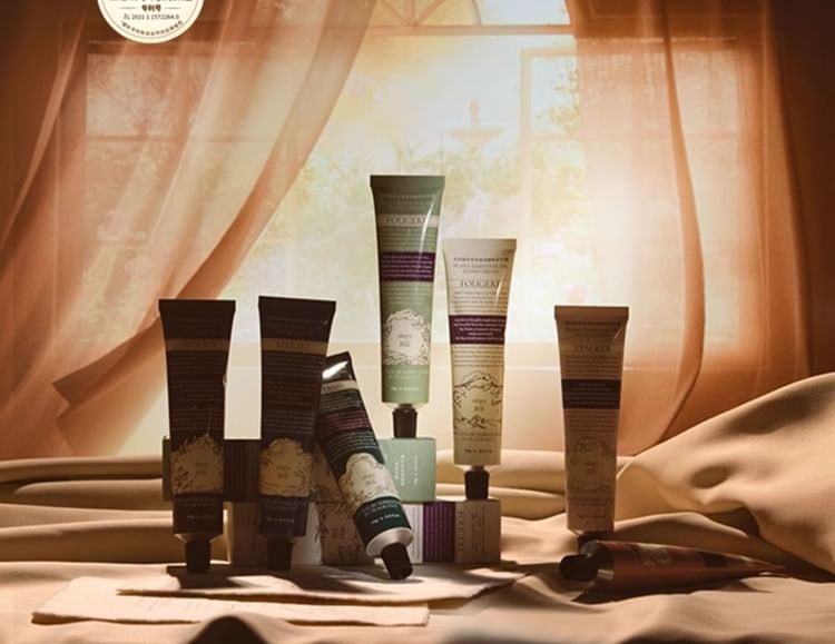 roopy - Poetic Series Fougere Plant Essential Oil Hand Cream - 7 Flavors (Thaw of Snow - 75g)