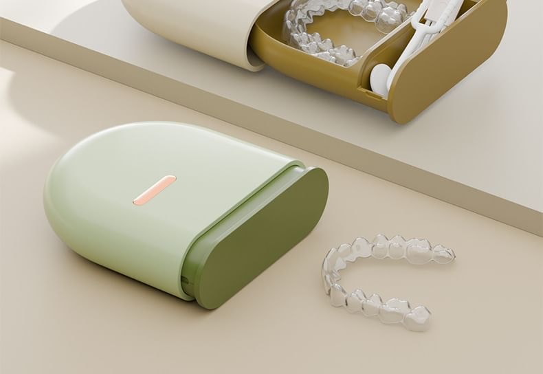 Evorest Bags - Plastic Dental Retainer Storage Case