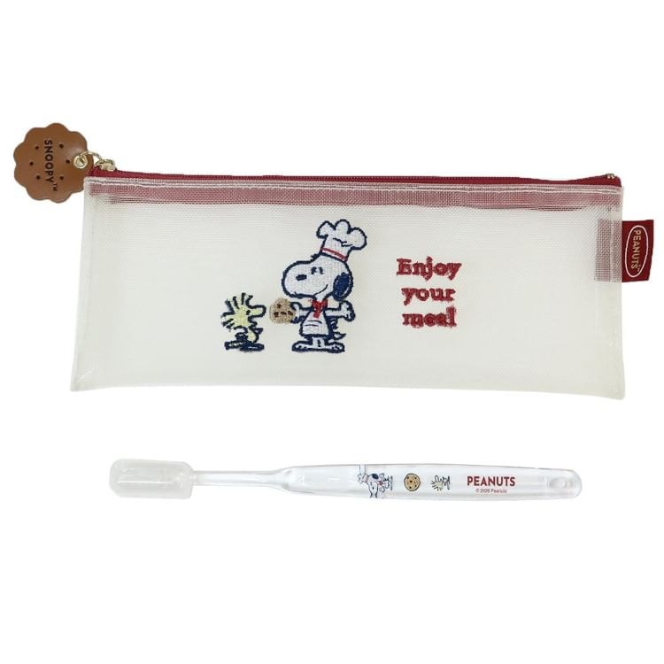 K Company - SNOOPY Snack Time Chef Series Toothbrush with Pouch