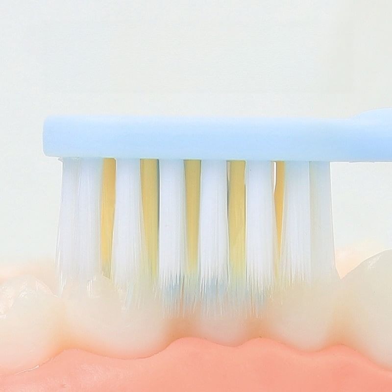 Miumi - Set Of 2: Soft Bristled Toothbrush