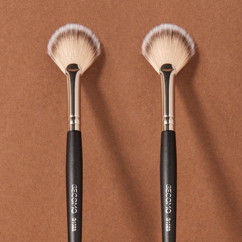 Choyu - Blush Brush / Fan Brush