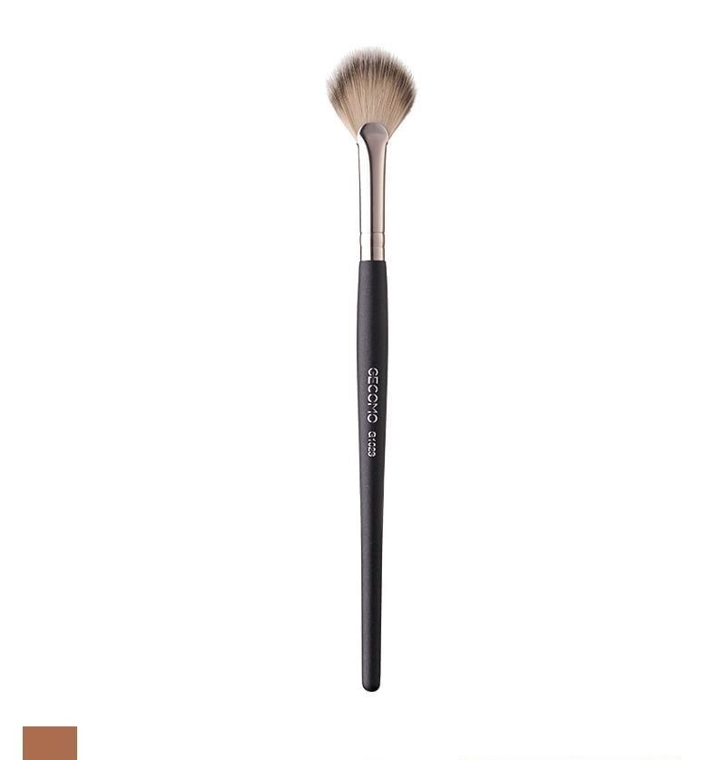 Choyu - Blush Brush / Fan Brush