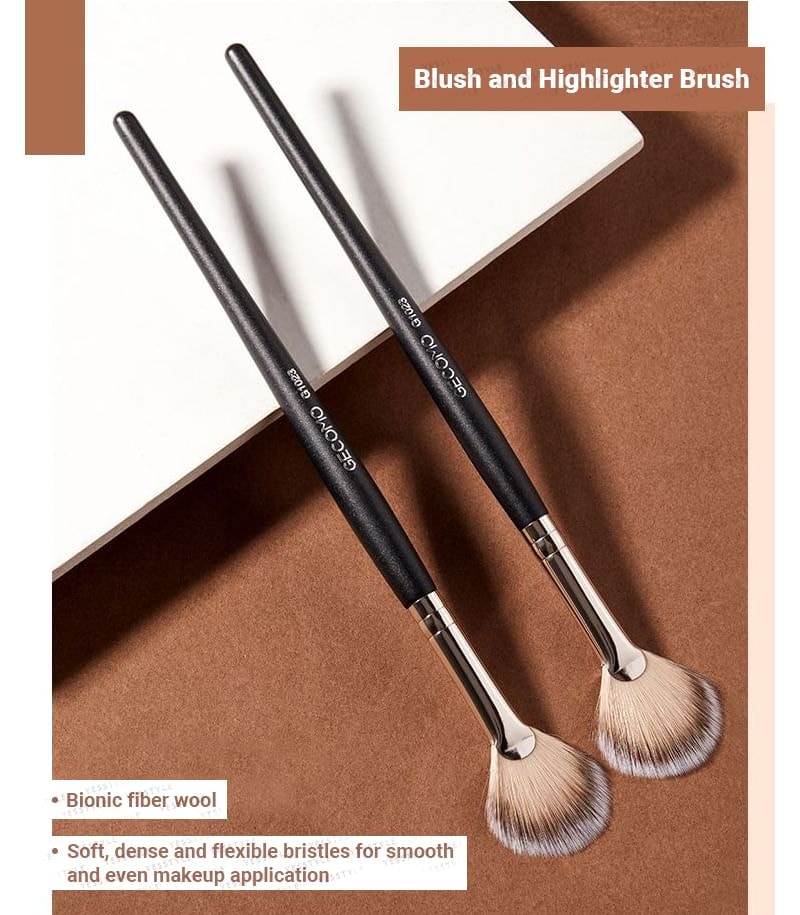 Choyu - Blush Brush / Fan Brush