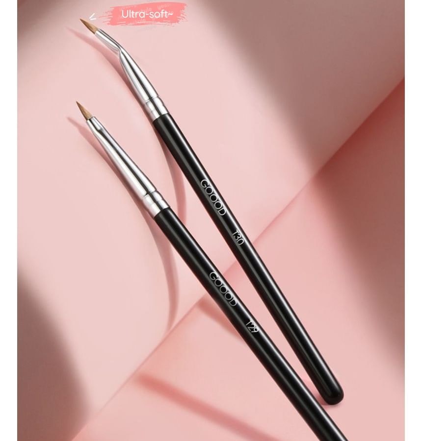 Puremantis - Eyeliner Brush / Set