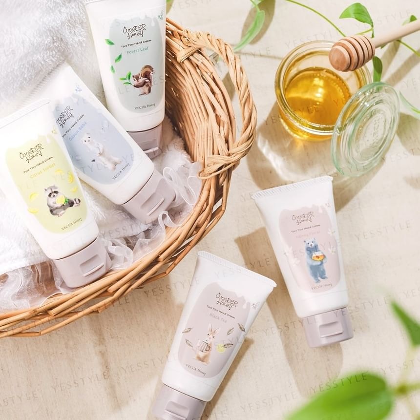 BCL - Vecua Honey Wonder Honey Toro Toro Hand Cream
