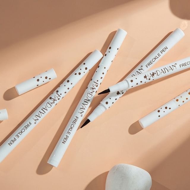 HANDAIYAN - Natural Freckle Pen - 4 Colors