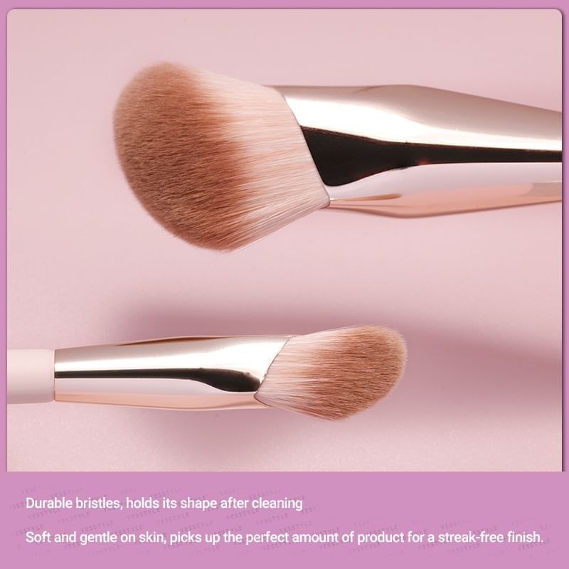 Buttermilk - Contour Brush