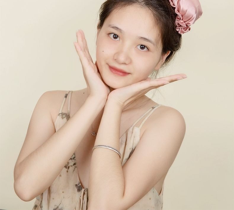 Worthbuy - Set: Plain Sleeping Hair Curling Rod + Hair Bun Maker