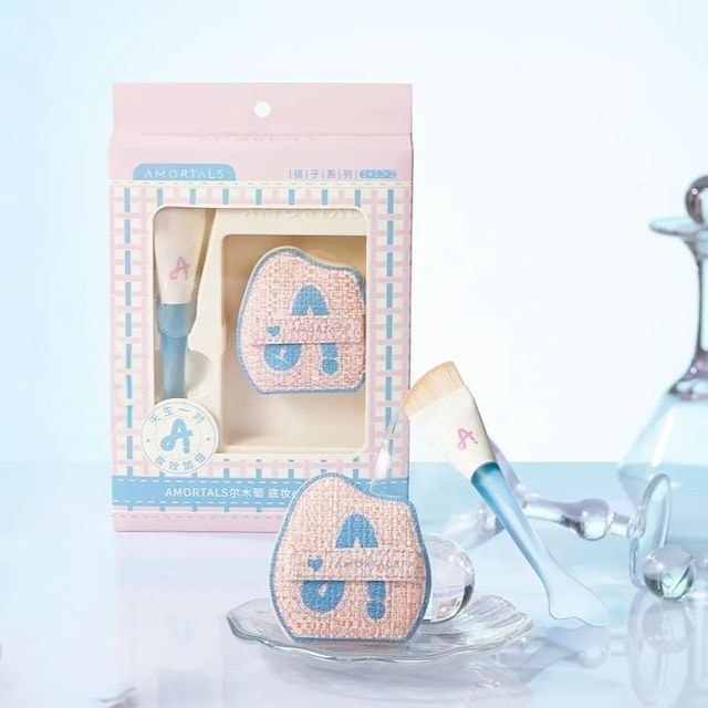 AMORTALS - Fishtail Foundation Brush & Powder Puff Set