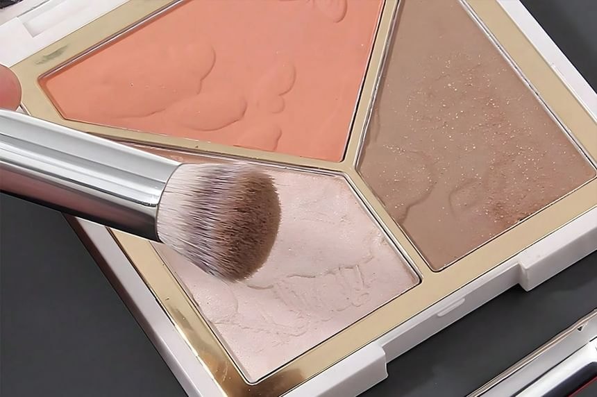 Stroke of Beauty - Angled Concealer Makeup Brush