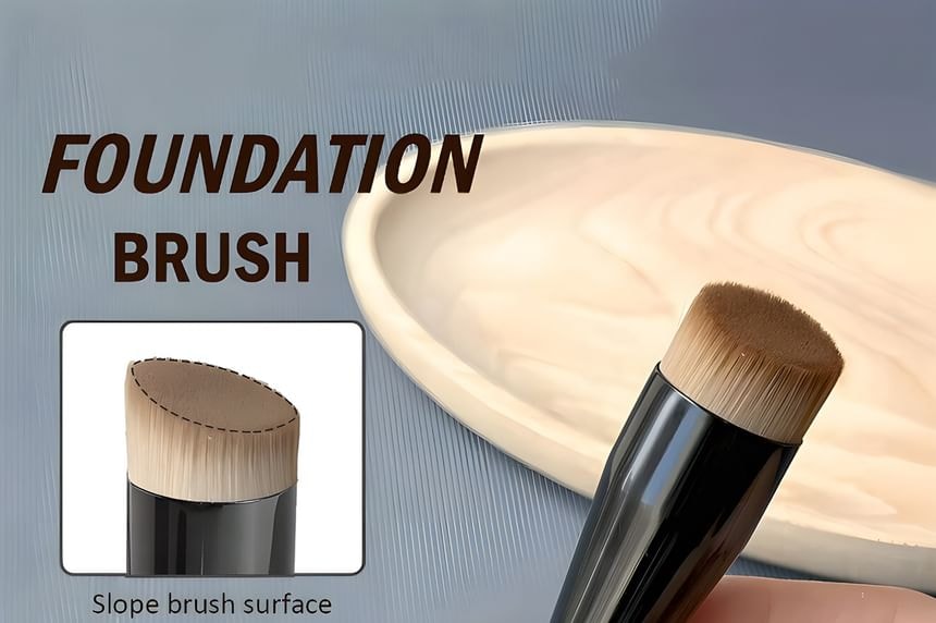 Stroke of Beauty - Angled Foundation Brush